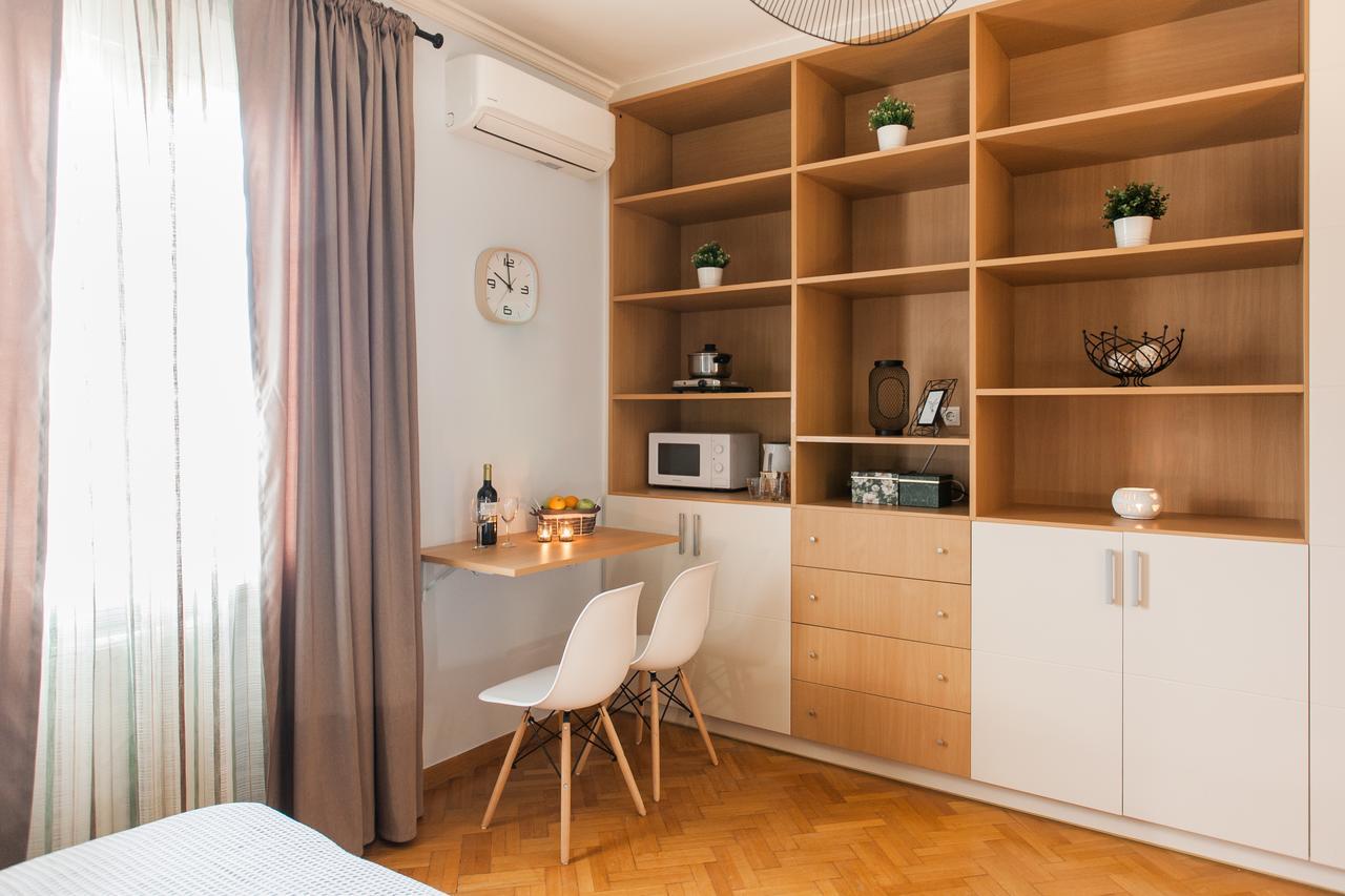Syntagma Square Apartments By Livin Urbban Athens Exterior photo